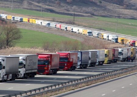 ثبت رکورد ۹۱ هزار ترانزیت مرزی در آذربایجان غربی