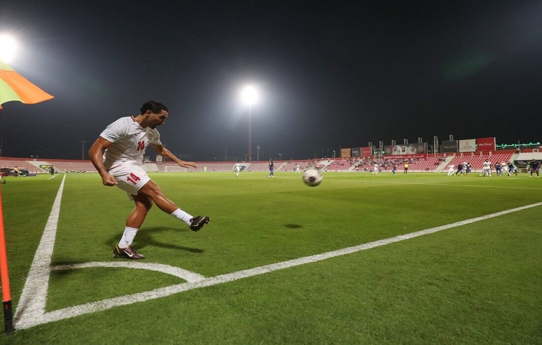 خوشحالی امیر قلعه نویی و ملیپوشان از غلبه بر تانزانیا همزمان با برد ژاپن مقابل برزیل