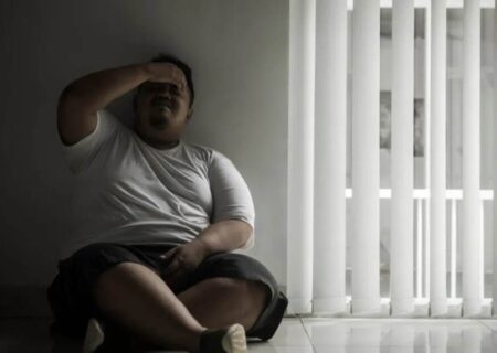 چرا استرس باعث افزایش وزن می‌شود؟