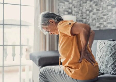 هشدار کمردرد مزمن؛ نشانه‌ای از بیماری‌های پنهان