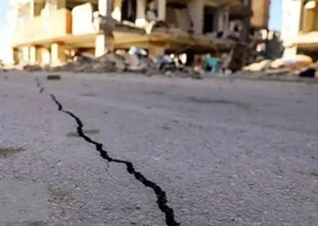 ثبت تکان‌های شدید زلزله فیلیپین در تصاویر دوربین‌های مداربسته