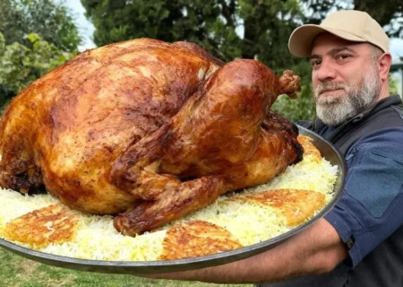 آموزش پخت بوقلمون شکم‌پر تنوری به روش سنتی آذربایجانی