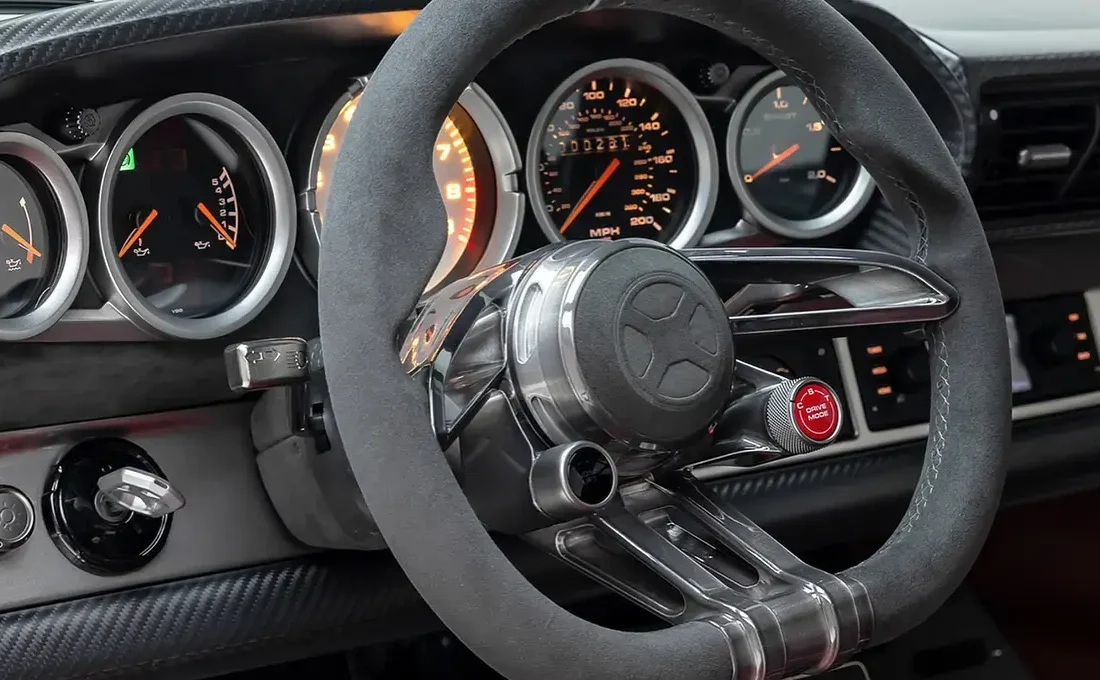 رونمایی از F26؛ بمب افکن خیابانی گونتر ورکس (+تصاویر)