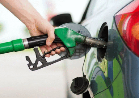 خبر فوری: شایعه افزایش قیمت بنزین تکذیب شد