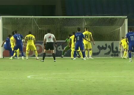 مهدی‌زاده ناجی شد؛ گل اول استقلال‌خوزستان به فجرسپاسی