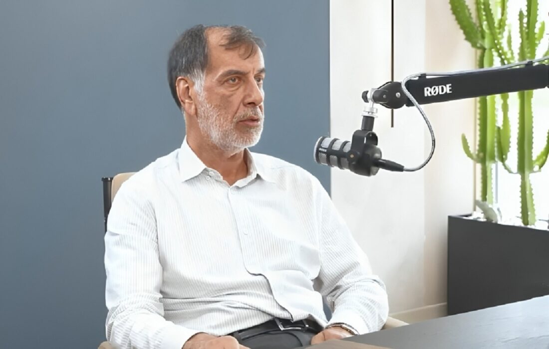 باهنر: پارادایمهای جمهوری اسلامی در حال اصلاح تدریجی است