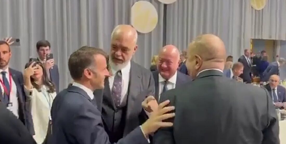 تمسخر دونالد ترامپ در جمع سران اروپایی