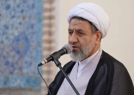 تاکید امام جمعه کرمان بر لزوم آمادگی دفاعی کشور