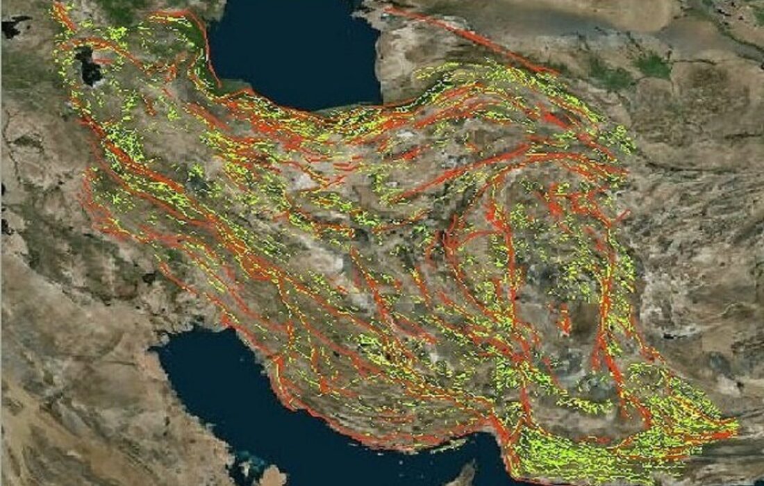 توضیحات متخصصان درباره علت وقوع زلزله ۵.۳ ریشتری زواره (+تصاویر)