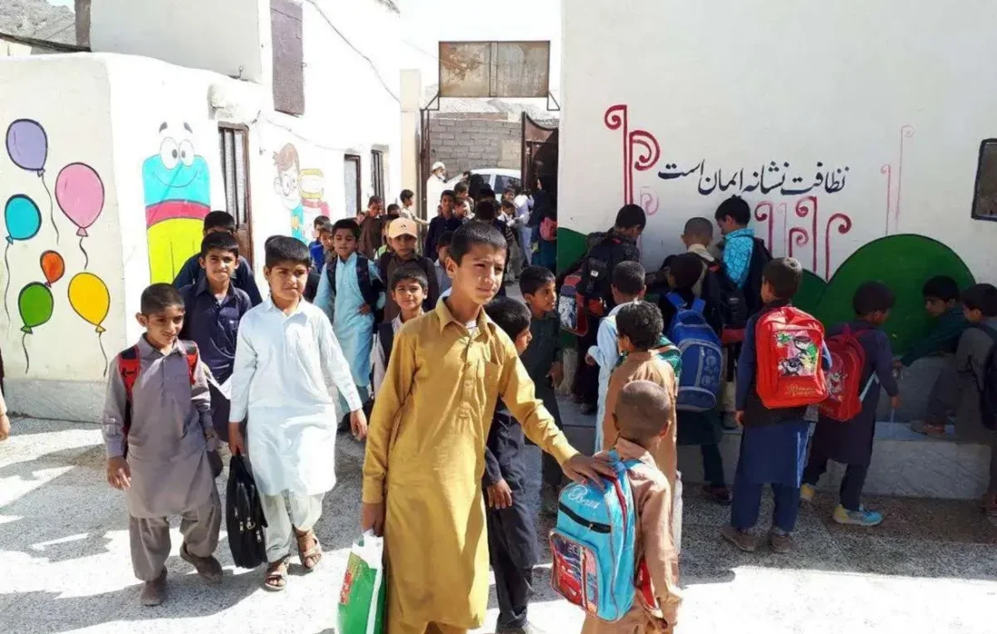 اشتیاق تحصیل برای کودکان فاقد شناسنامه در زاهدان