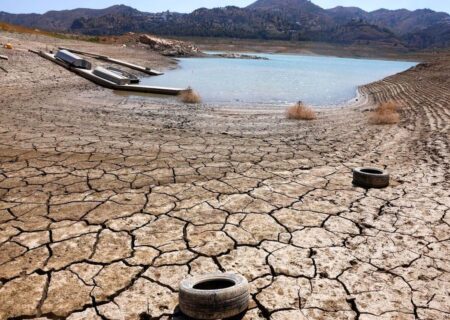 خشک‌سالی بی‌سابقه: نابودی ۱۰ تالاب و دریاچه ایران در تابستان