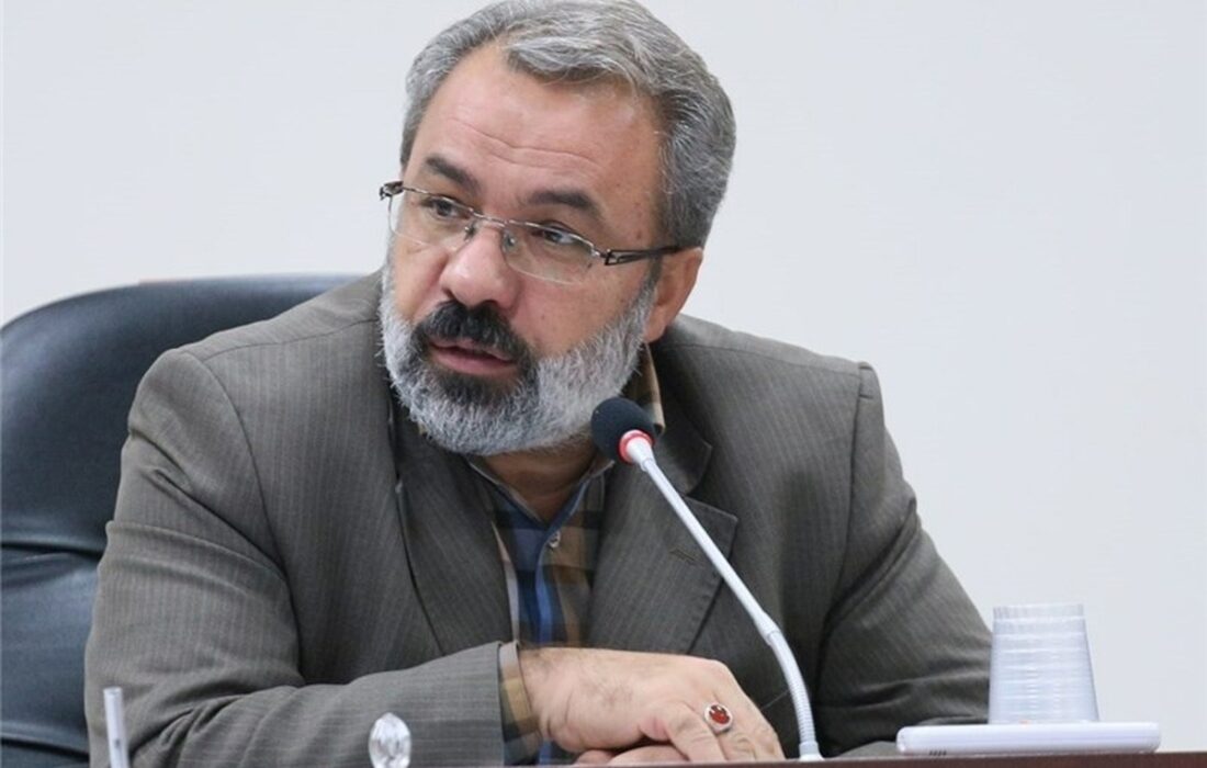 انتقاد تند نماینده مجلس از وزیر بهداشت به دلیل موضع‌گیری علیه روسیه: غرب‌زده‌ها عامل گرانی افسارگسیخته کالاهای اساسی در دولت