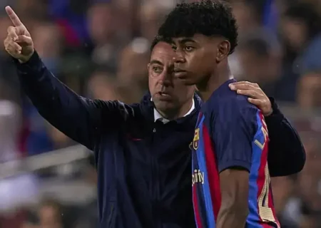 رمزگشایی از اولین بازی یامال در بارسلونا؛ اعتراف ژاوی: با اینکه 15 سال داشت، ترسی نداشت