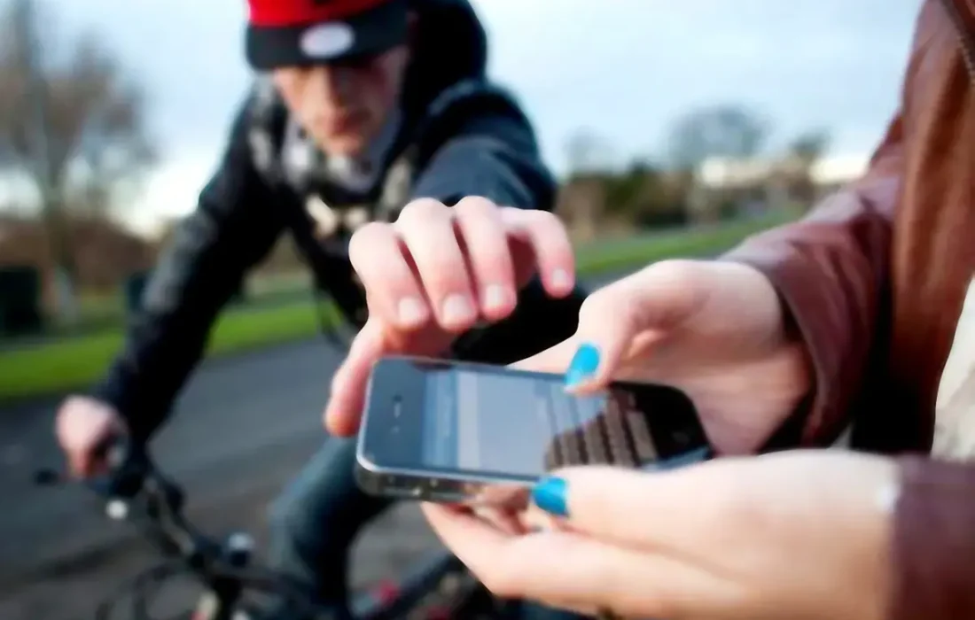 ترفند جدید دزدان: سرقت با صحنهسازی تصادف