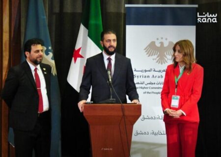 جولانی: قوانین معلق بسیاری برای انتخابات پارلمانی سوریه نیازمند رای‌گیری هستند