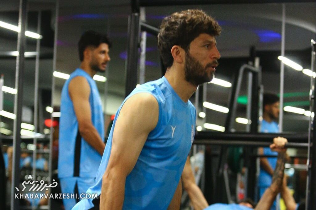 احضار غیرمنتظره ستاره استقلال