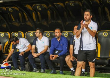 خسرو حیدری: آیا استقلال با پرسپولیس، تراکتور و سپاهان تفاوتی دارد؟/ به هواداران اطمینان می‌دهم که در بازی آینده…