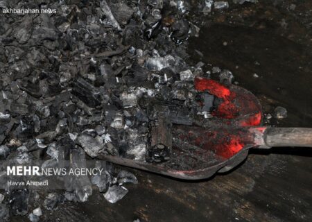 انهدام کارگاه غیرمجاز تولید زغال بلوط در لرستان