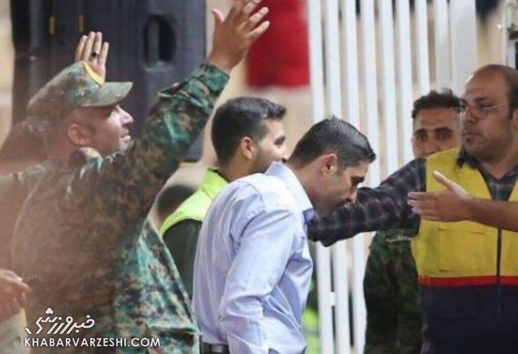 تجمع اعتراضی در حمایت از خانواده هاشمی: شعار «حیا کن رها کن» بی‌انصافی است!/ انتقاد از رفتار غیرحرفه‌ای برخی بازیکنان فوتبال