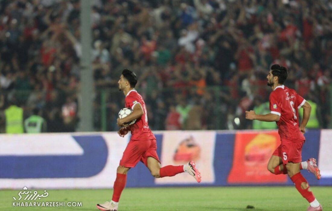 گل تماشایی علیپور؛ پرسپولیس با یک گل از گل گهر پیش افتاد