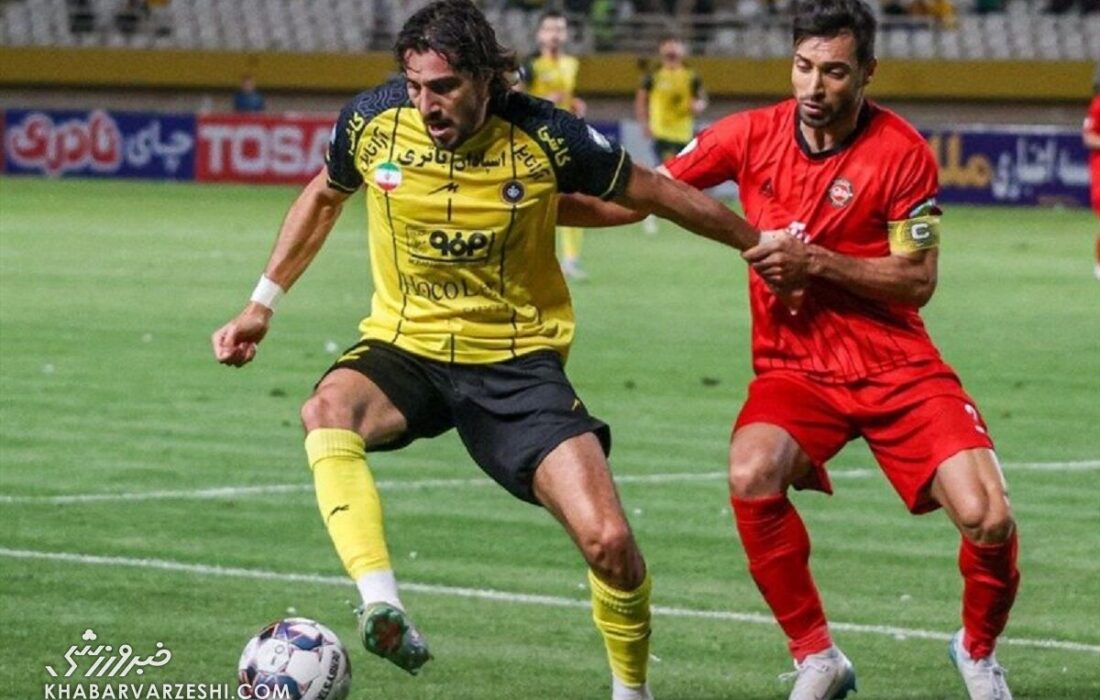 مهاجم اصلی سپاهان قبل از دربی آسیب دید