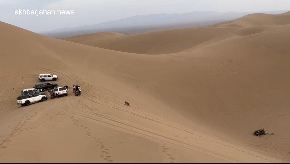 انتقال جوان 25 ساله مصدوم از کویر مرنجاب با بالگرد؛ حادثه دوباره تکرار شد