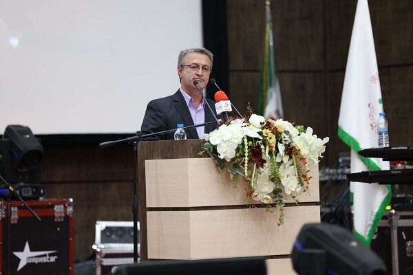 ایرانیان مقیم خارج، راه را برای توسعه گردشگری و شناخت ایران باز می‌کنند