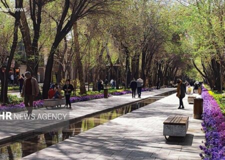 آذین‌بندی پاییزی شهر اصفهان با گل‌های رنگارنگ