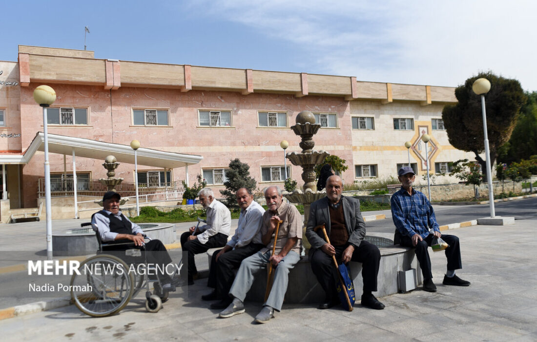 «روز بزرگداشت سالمندان»: فرصتی برای تکریم و حمایت از پیشکسوتان