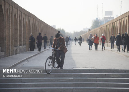 اصفهان در بحران؛ آلودگی هوا برای چهاردهمین روز متوالی، کردآباد در وضعیت بنفش