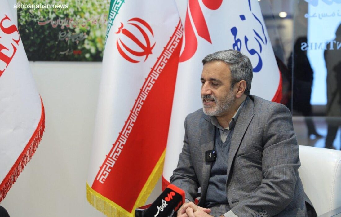 افتتاح اولین زمین چمن مصنوعی ویژه بانوان در منطقه ۱۲ تهران