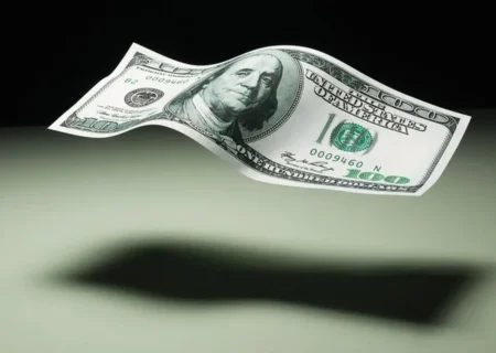 بیش از ۳۳.۶ میلیارد دلار ارز برای واردات کالا و خدمات تأمین شد