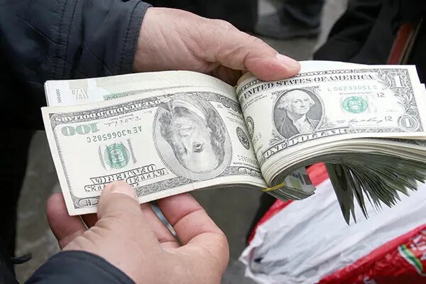 تغییر روند بازار دلار؛ کاهش قیمت امروز