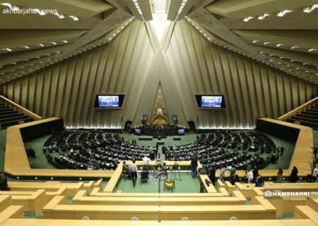 درخواست نماینده از اژه‌ای: خاتمی، روحانی و ژنرال کاغذی را محاکمه کنید!