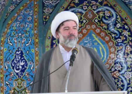 امام جمعه دیباج: «گشت‌های محله‌محور» راهکاری مؤثر برای پیشگیری از جرم