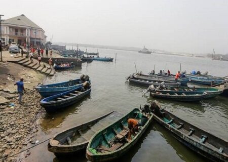 ۲۶ قربانی در پی حادثه ناگوار واژگونی قایق در نیجریه