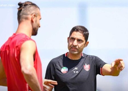 انتقاد تند سردار دورسون از وحید هاشمیان: ابتدا جایگاهت در پرسپولیس را تثبیت کن، سپس اظهار نظر کن! | ناگفته‌های جنجالی جدایی مهاجم ترکیه‌ای از پرسپولیس فاش شد!