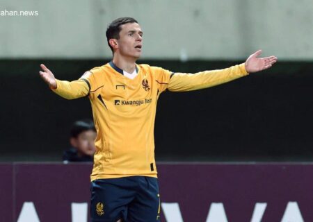 وینگر آلبانیایی استقلال نیمکت‌نشین شد؛ آسانی در لیست سیاه سیلوینیو؟