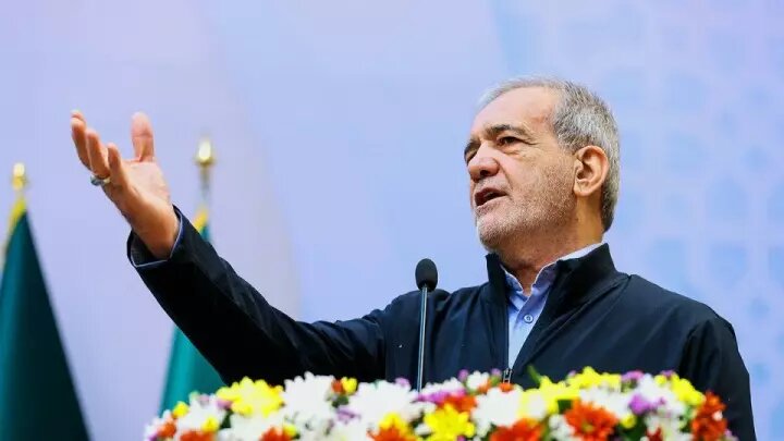 پزشکیان: هر کس بهتر کار کند، حقوق بیشتری بگیرد! | انتقاد از نابرابری دستمزدها