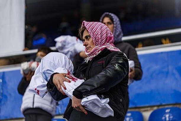 نمایش کودکان کفنپوش در لالیگا؛ تصاویر متاثرکننده از همبستگی با غزه