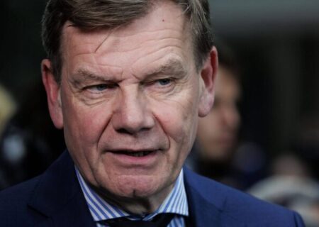 توقف ارسال سلاح از سوی یک کشور به اسرائیل