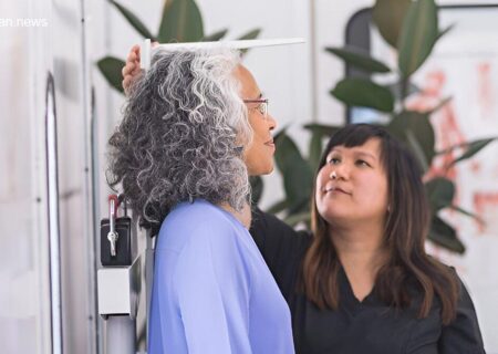 کاهش قد بعد از 40 سالگی: علل و راهکارها