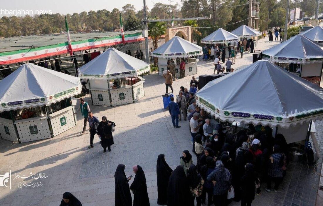 راهاندازی چایخانههای محبان امام رضا(ع) در نزدیکی مزار شهدای مقاومت