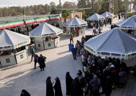 راه‌اندازی چایخانه‌های محبان امام رضا(ع) در نزدیکی مزار شهدای مقاومت