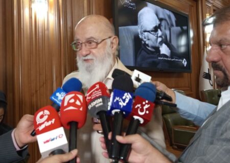 چمران: وعده قطعی نمی‌دهم اما به زودی اتوبوس‌های جدید وارد شهر می‌شوند