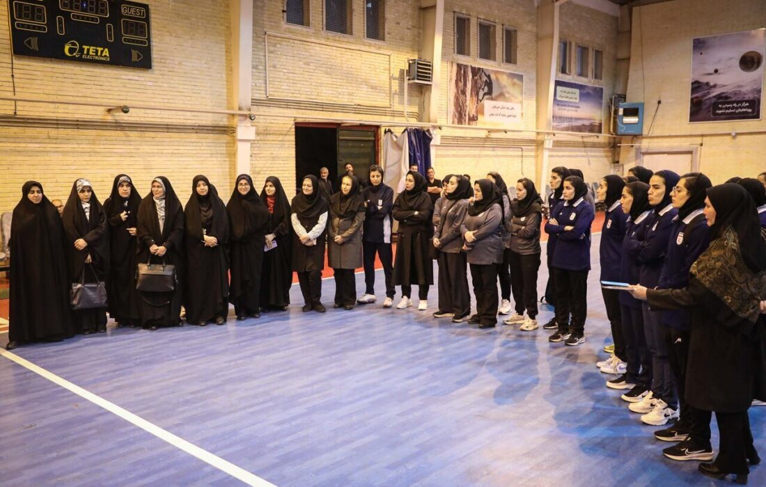 آیا تیمهای فوتبال و فوتسال عازم مسابقات قهرمانی میشوند؟