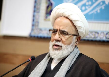 امام جمعه کرمانشاه: اندیشه مهدویت، ترسیم‌گر آینده‌ای درخشان برای جامعه