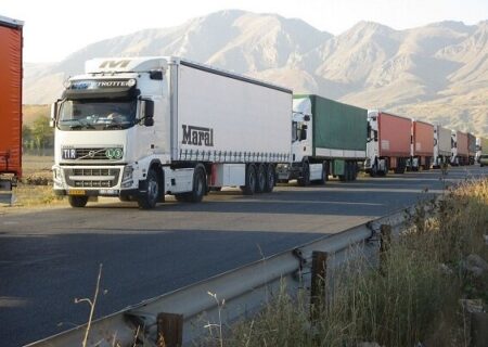 ثبت رکورد ۹۱ هزار خودرو ترانزیتی در مرز آذربایجان غربی