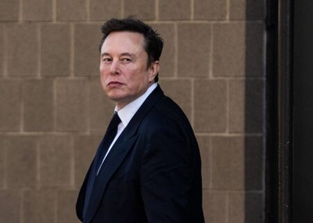ثروتمندترین فرد جهان: ایلان ماسک رکورد ۵۰۰ میلیارد دلار را شکست