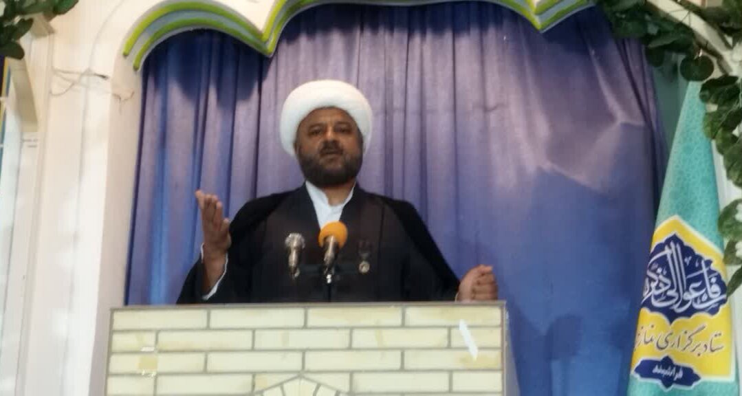 امامجمعه فراشبند: تحریمها علیه ایران تازگی ندارد